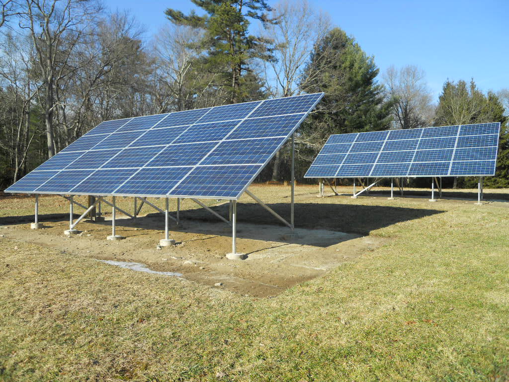 Do Ground-Mounted or Roof-Mounted Solar Panels Make More Sense for Your Home?