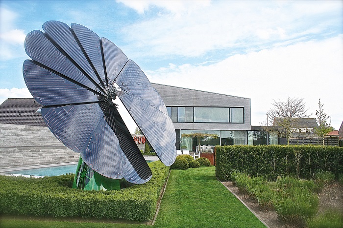 The Flower Shaped Solar Panels Are Here, and They Are a Game Changer
