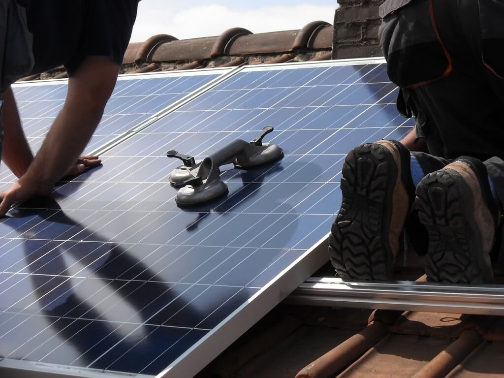 7 Ways to Reduce Electricity Usage at Home in 2020