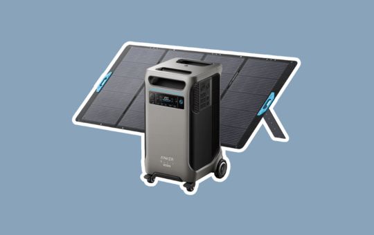 Anker F3800 Solar Power Generator