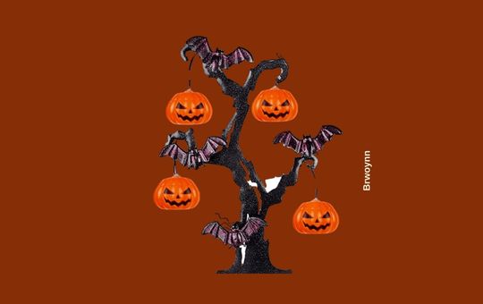 Brwoynn Solar Halloween Yard Decorations, featuring spooky, solar-powered designs that light up the yard with festive, eerie illumination.