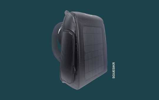 SGUESIKR: 12W Solar Backpack