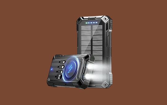 Jeski: 49800mAh Portable Solar Power Bank